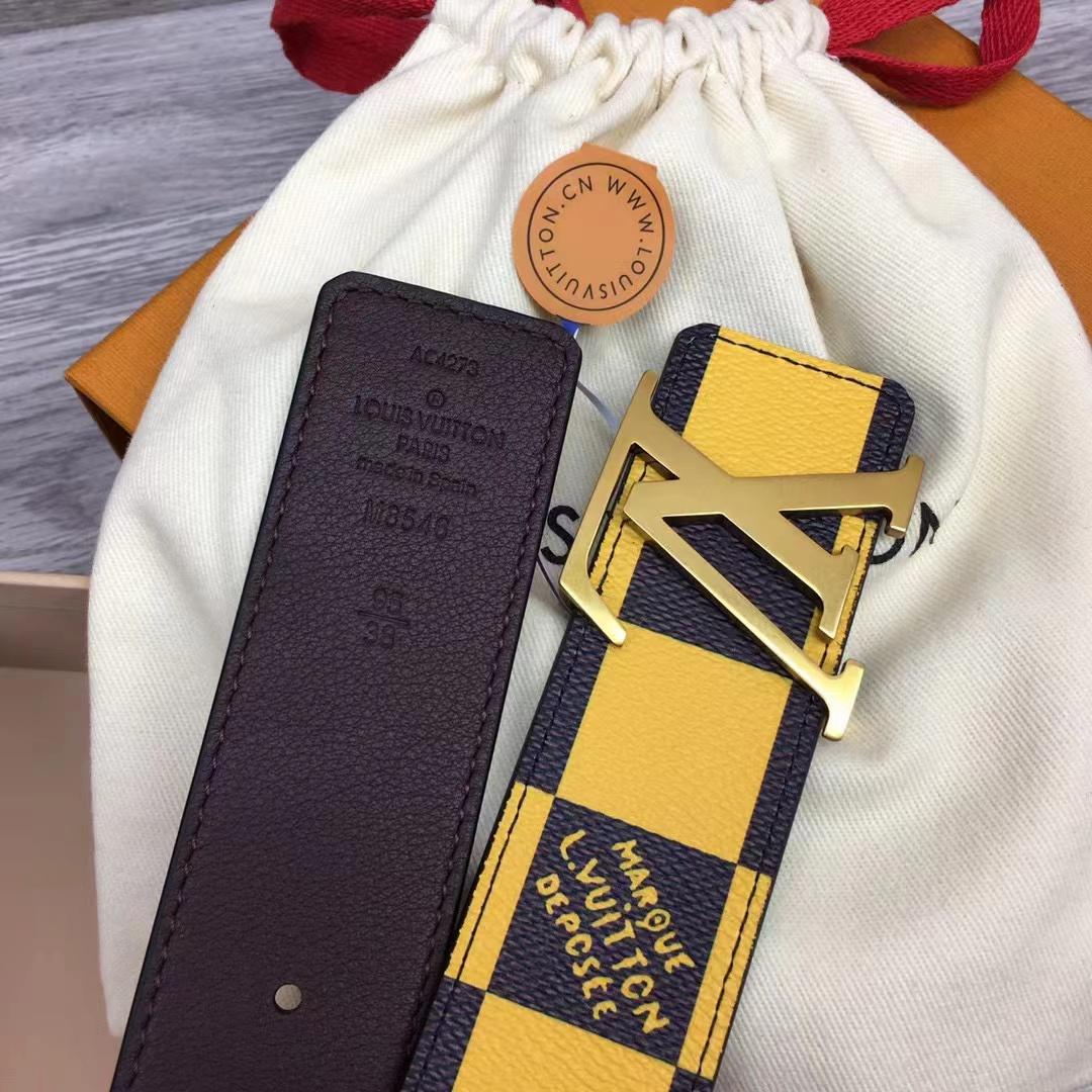 Louis Vuitton LV Initiales 40mm Reversible Belt     M8546U - 