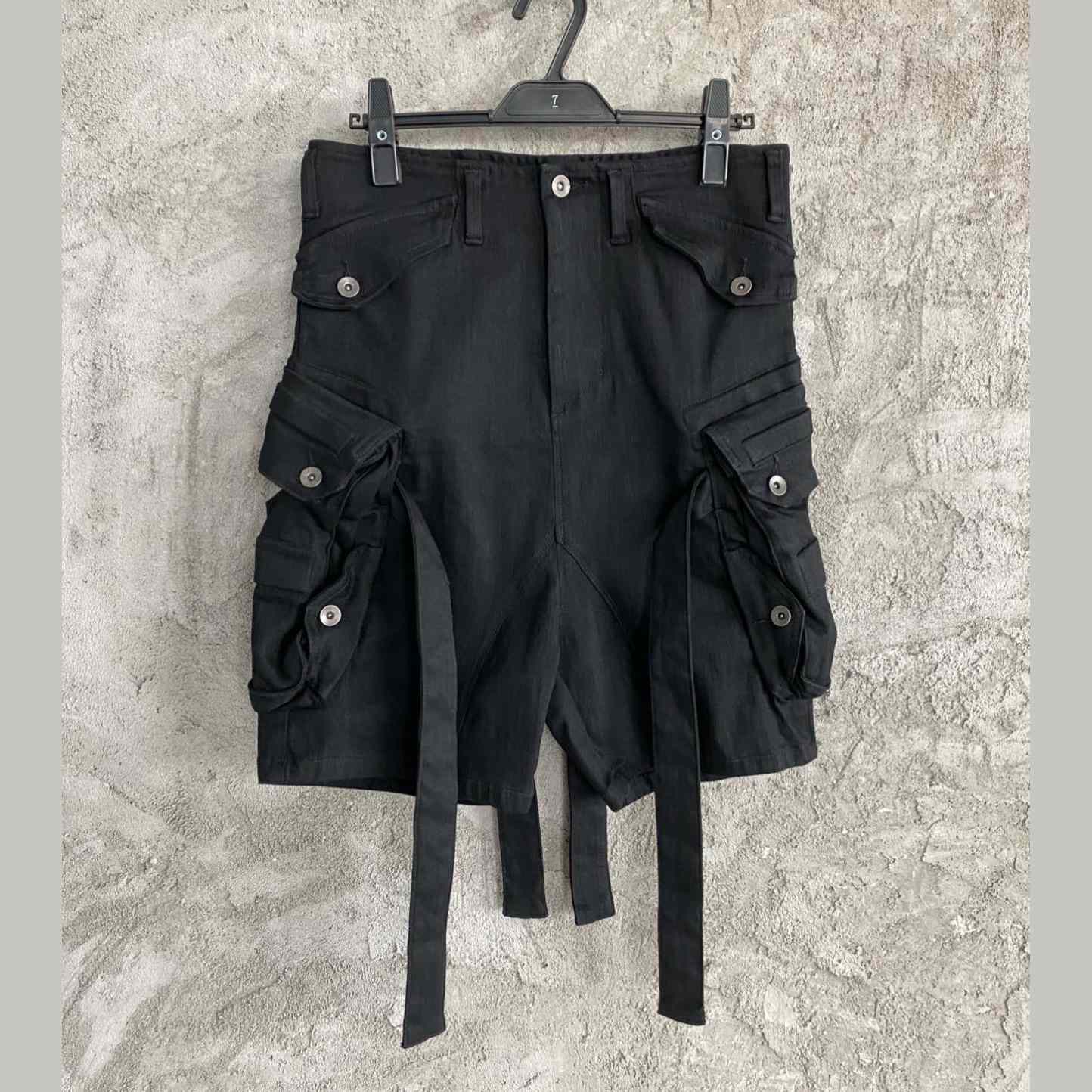 Julius Black Belt Cargo Pocket Shorts - DesignerGu