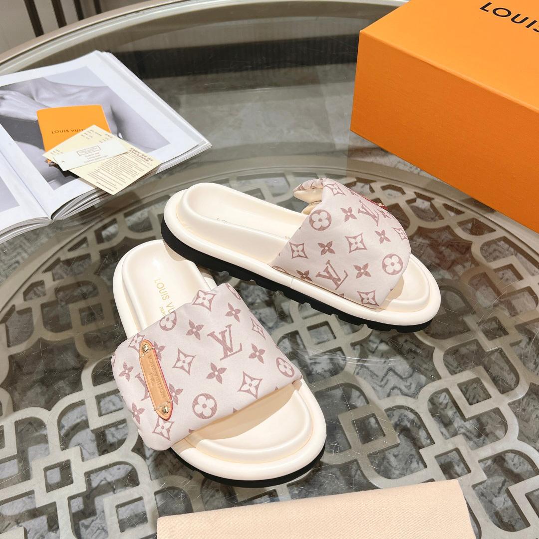 Louis Vuitton Pool Pillow Flat Comfort Mule     1ACJZE - 