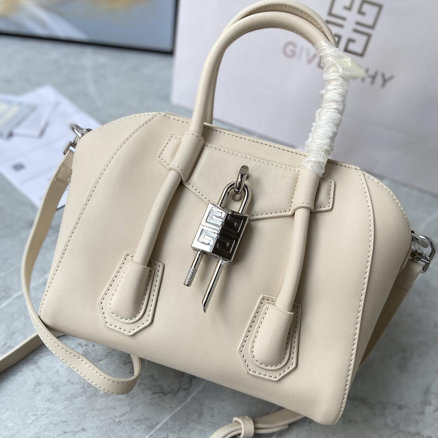 Givenchy Mini Antigona Lock Bag (23*27*13cm) - 