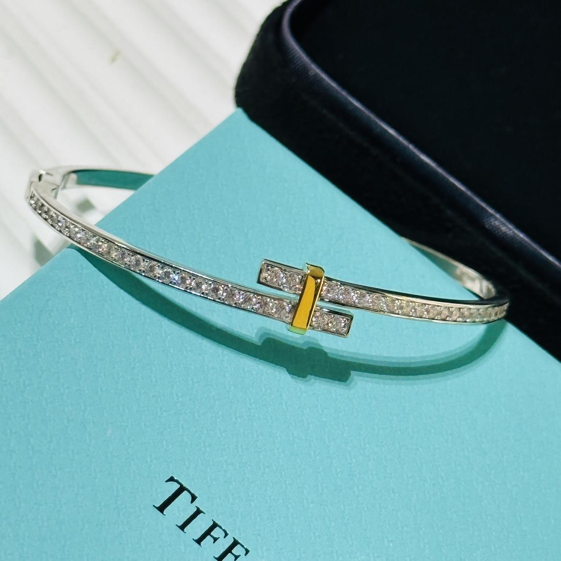 Tiffany & Co. Edge Hinged Bypass Bangle Bracelet - DesignerGu