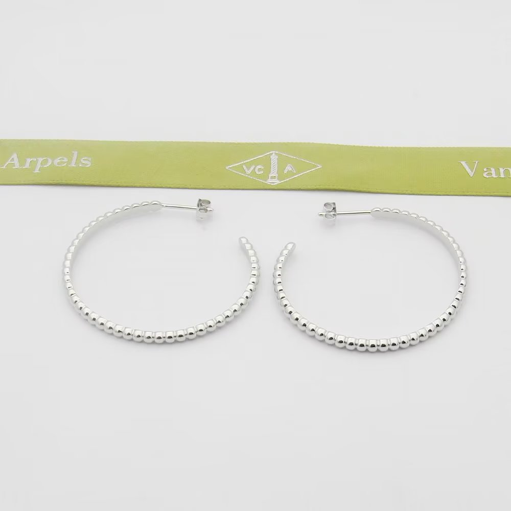 Van Cleef & Arpels Perlée Pearls Of Gold Hoop Earrings, Large Model - DesignerGu