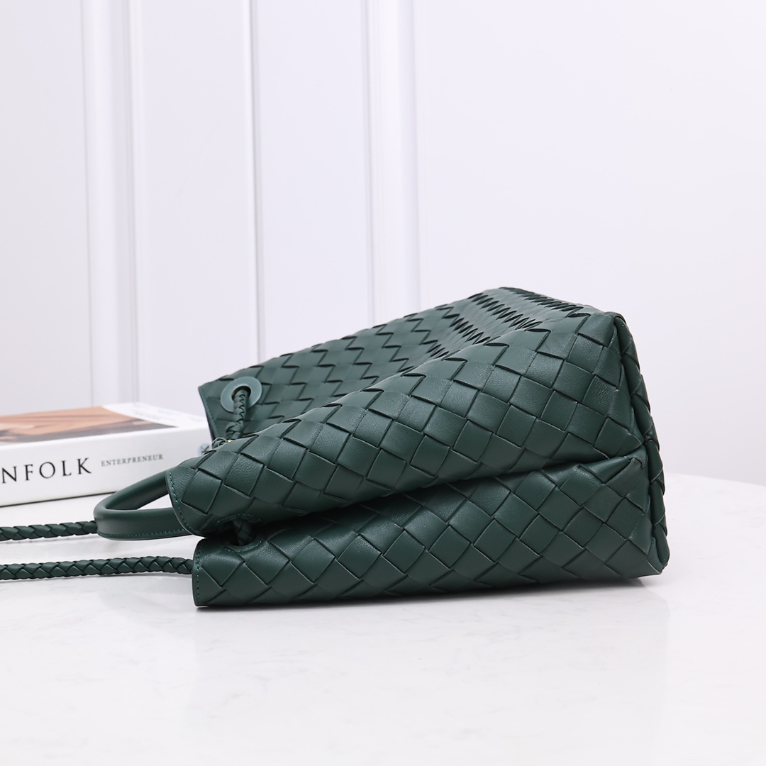 Bottega Veneta Medium Andiamo  32*24*12CM - DesignerGu