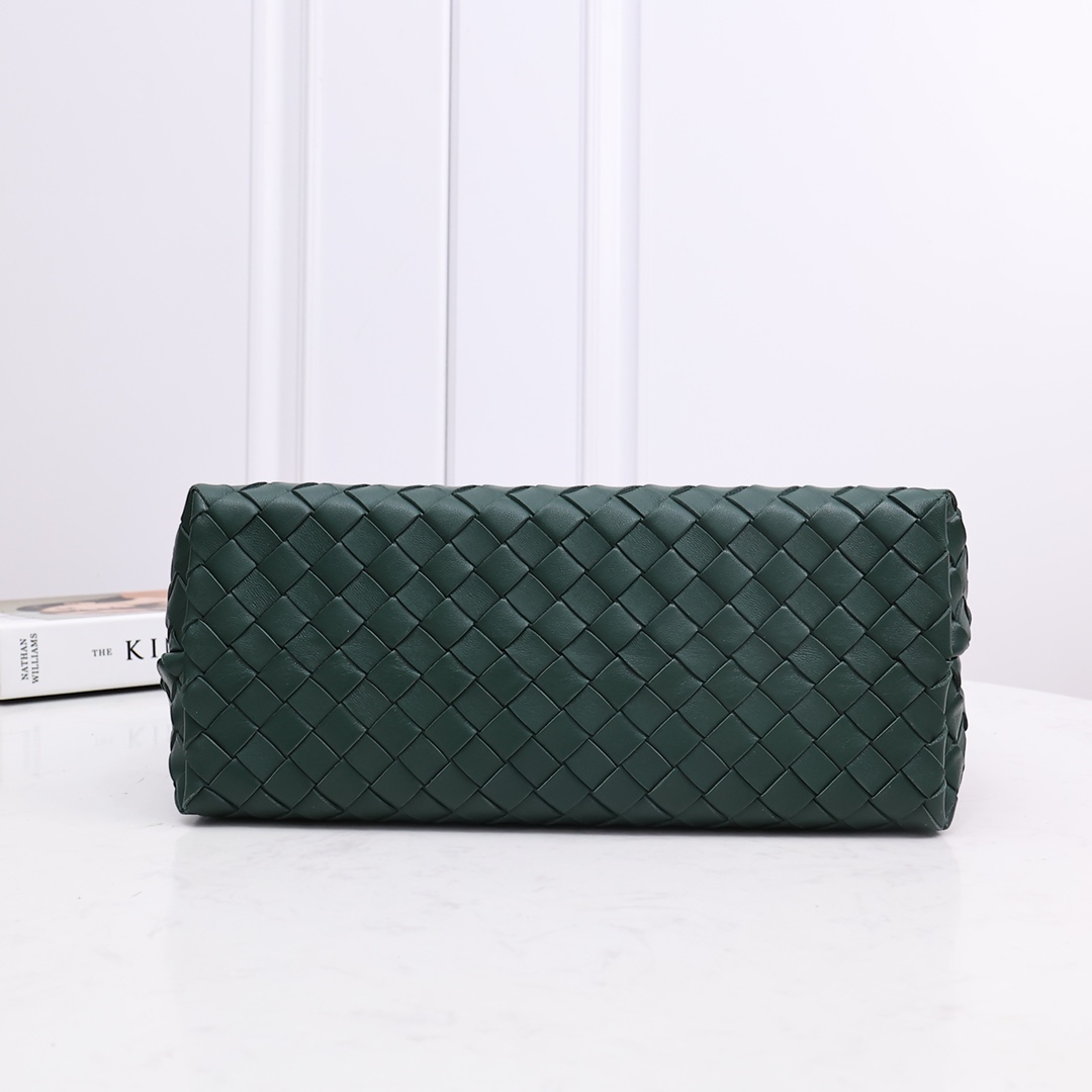 Bottega Veneta Medium Andiamo  32*24*12CM - DesignerGu