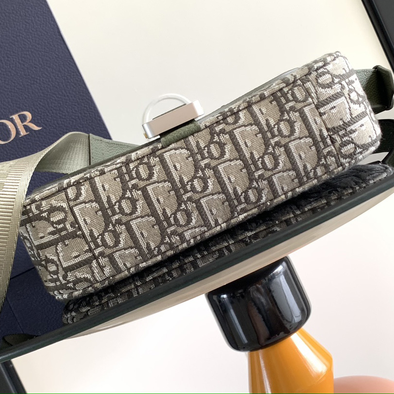 Dior Small Saddle Messenger Bag With Flap - 