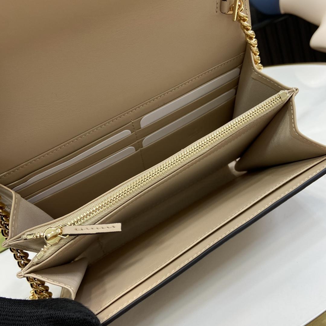 Gucci GG Chain Wallet - DesignerGu