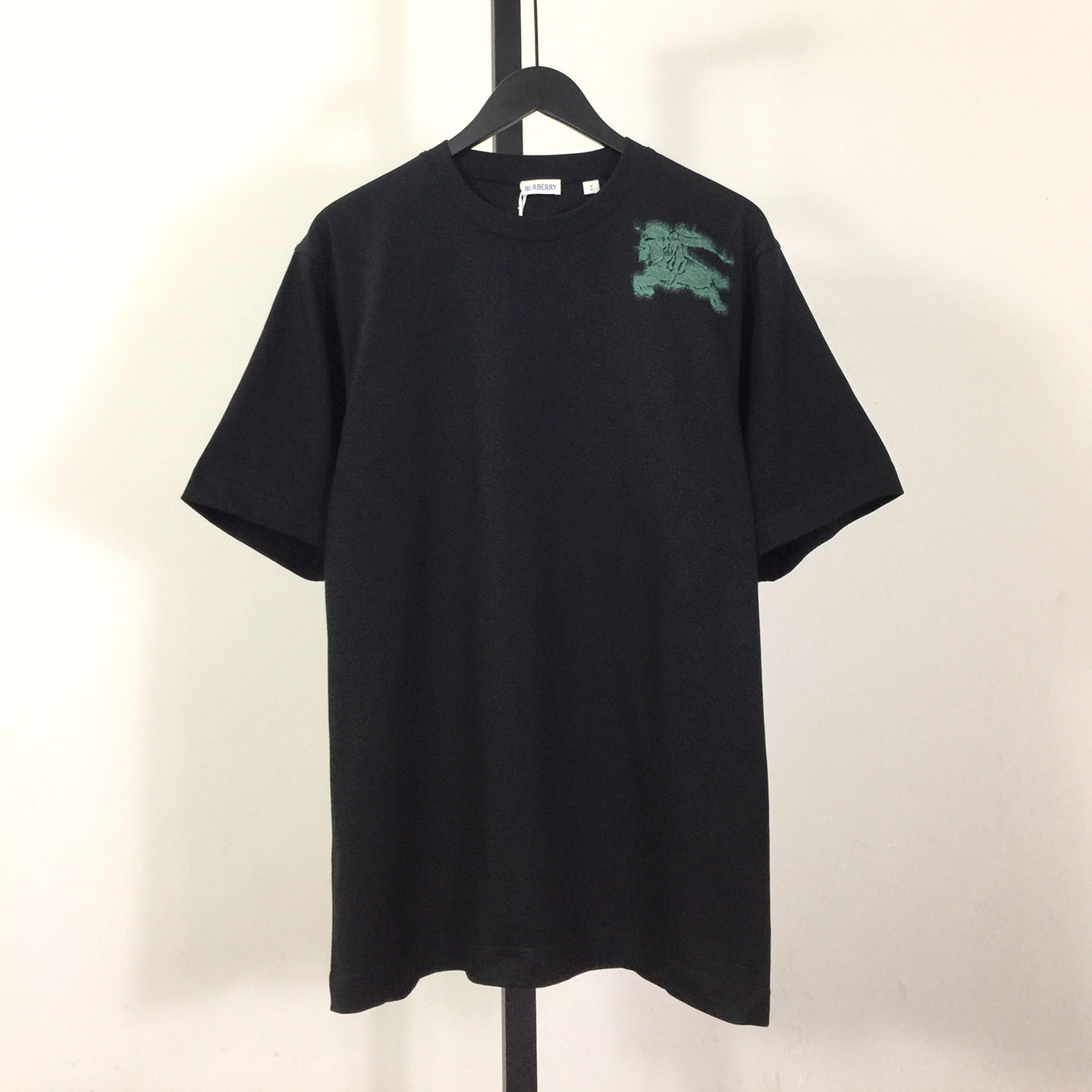 Burberry Equestrian Knight Cotton T-shirt - DesignerGu