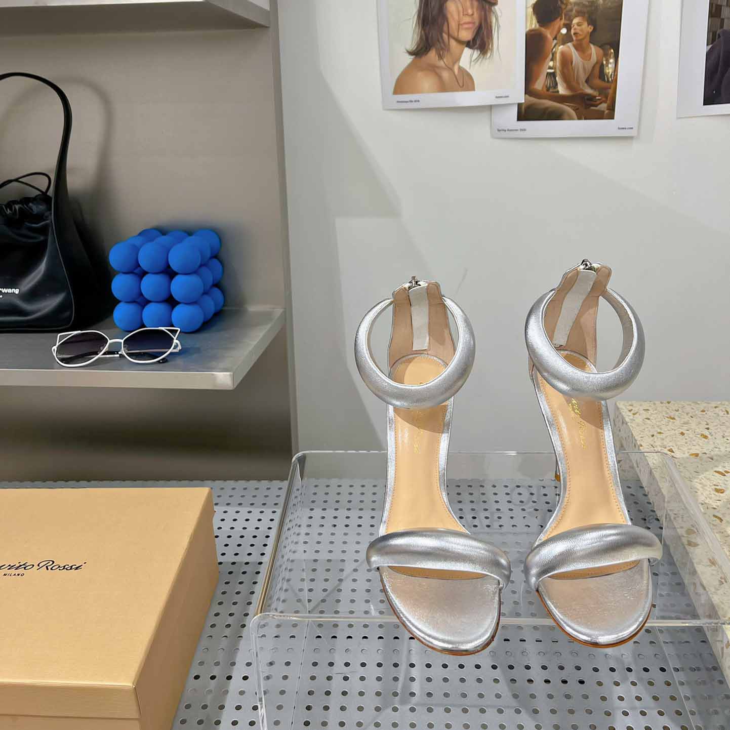 Gianvito Rossi Leather Bijoux Sandals - 