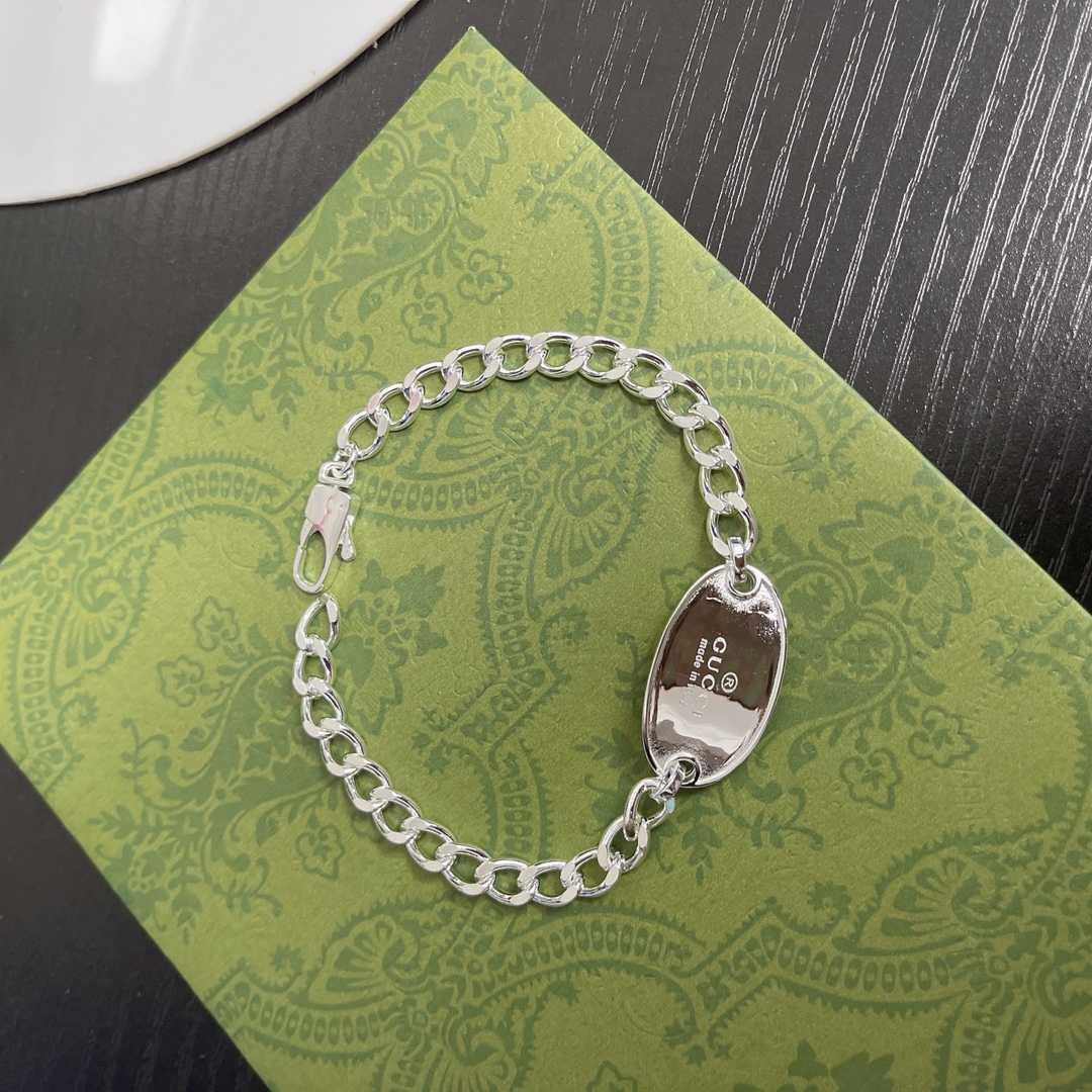 Gucci Trademark Chain Bracelet With Tag  - 