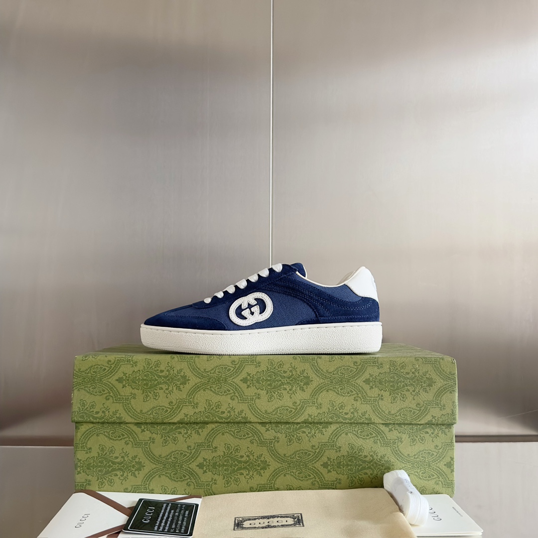 Gucci Interlocking G Sneaker - 
