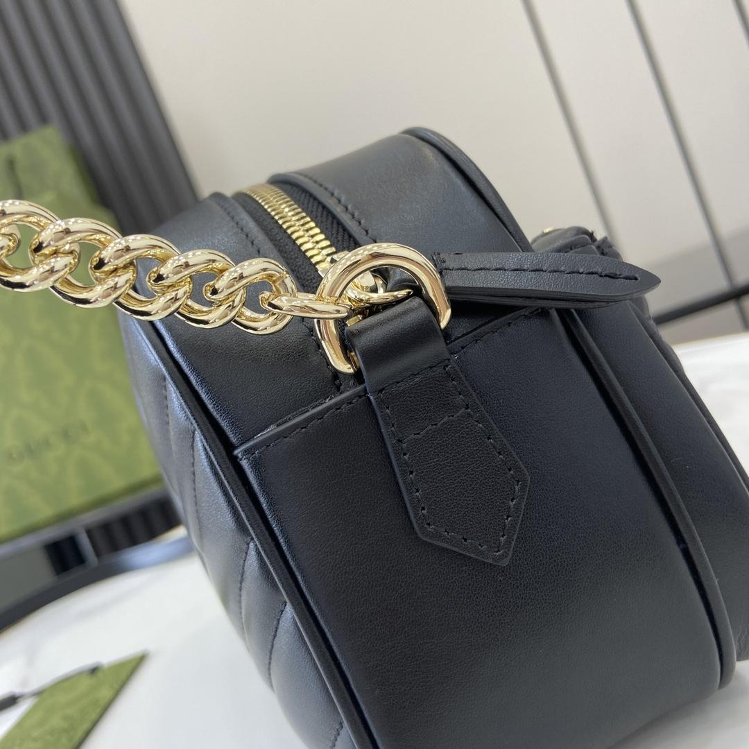 Gucci GG Marmont Small Shoulder Bag - 