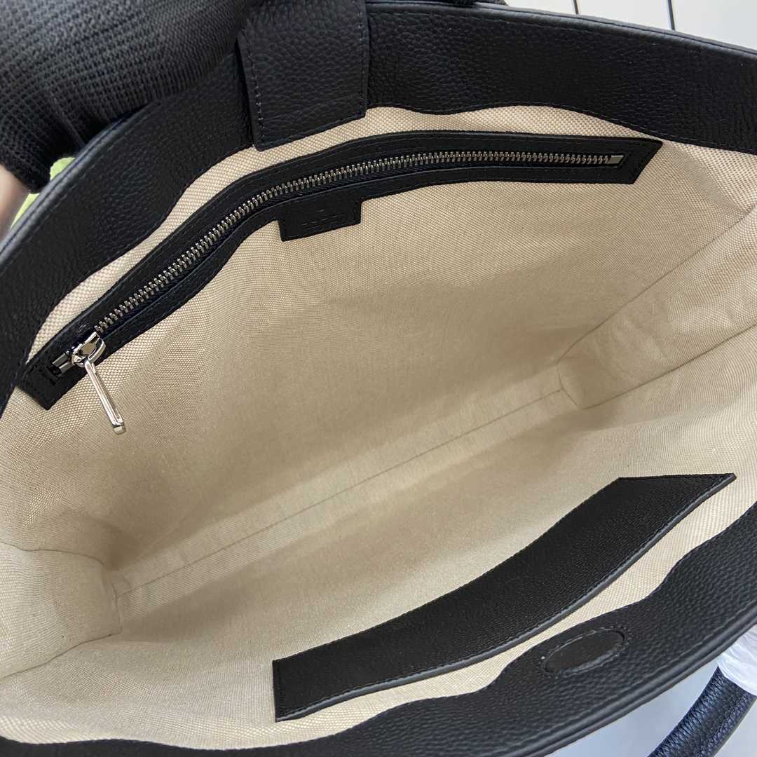 Gucci Jumbo GG Medium Tote Bag - 