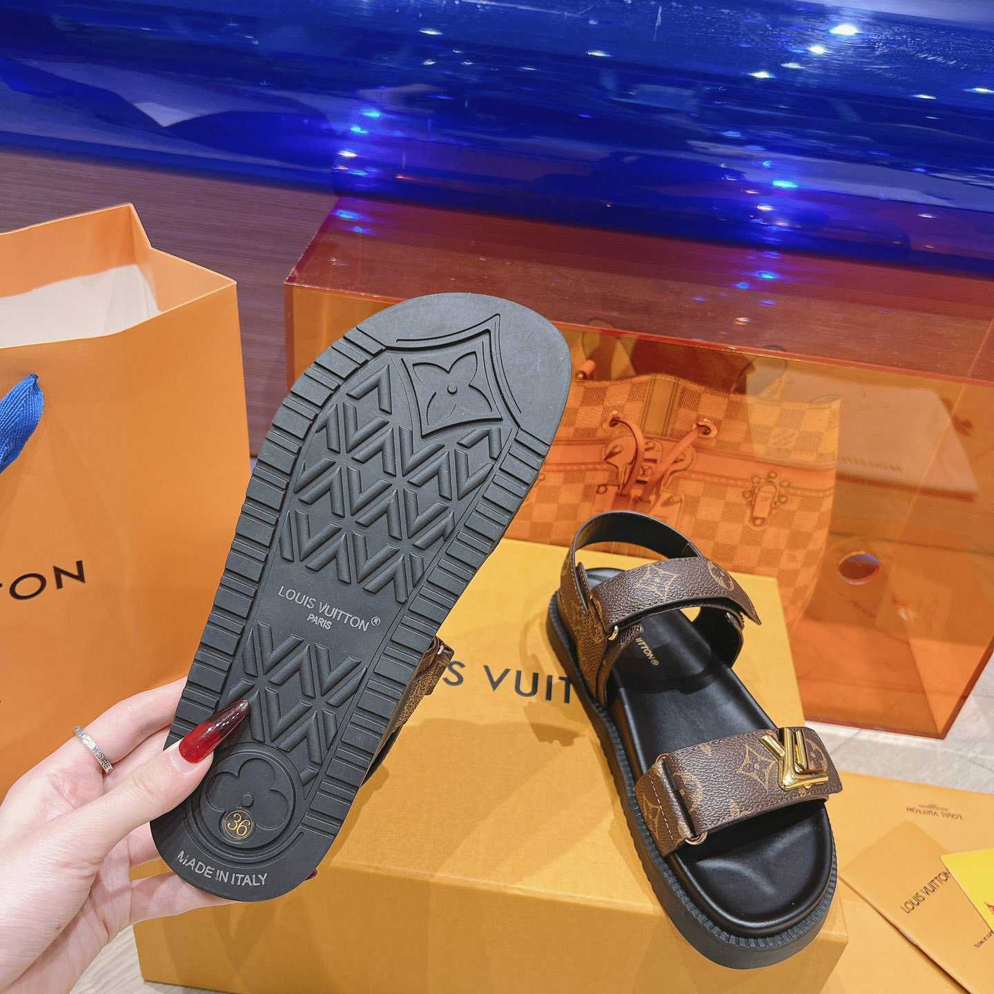 Louis Vuitton LV Sunset Flat Comfort Sandal   1ACL9C - 