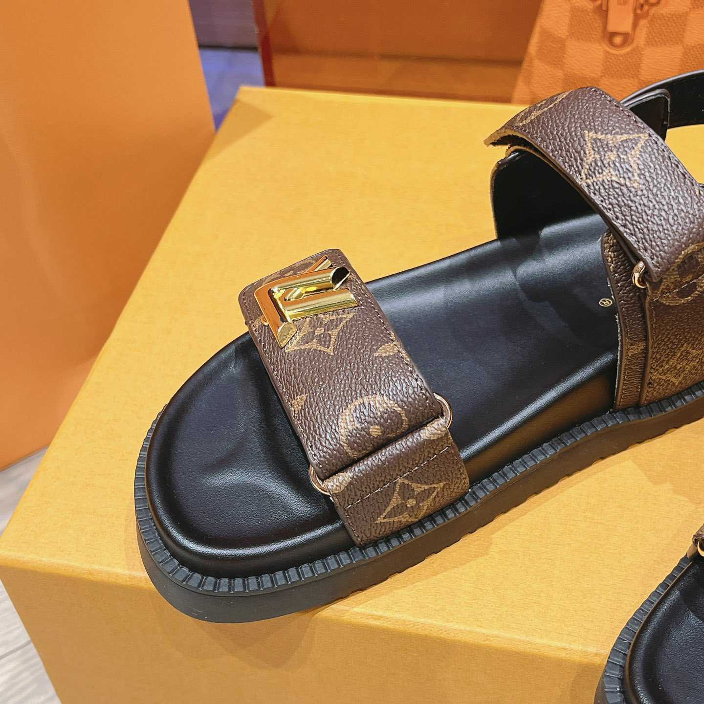 Louis Vuitton LV Sunset Flat Comfort Sandal   1ACL9C - 