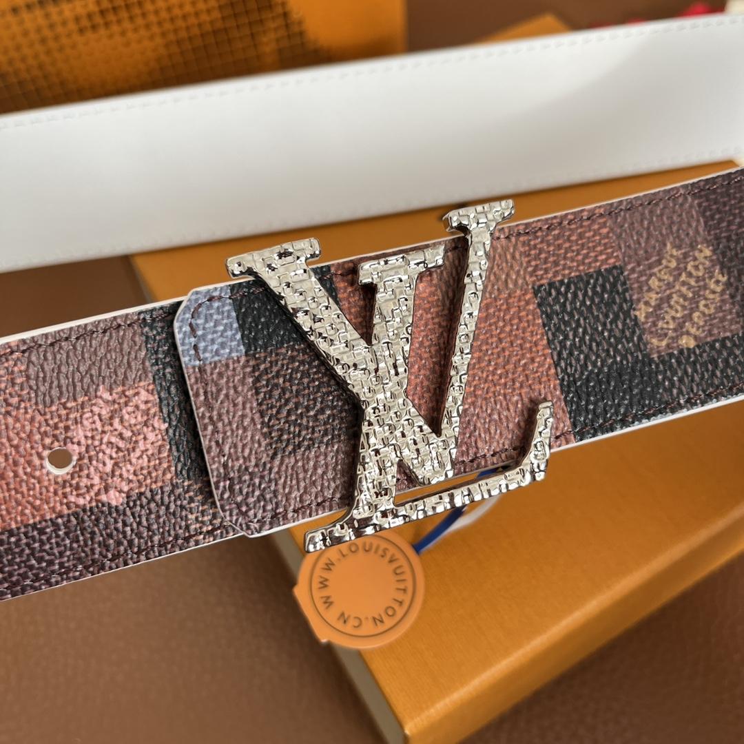 Louis Vuitton LV Initiales 40mm Reversible Belt - 