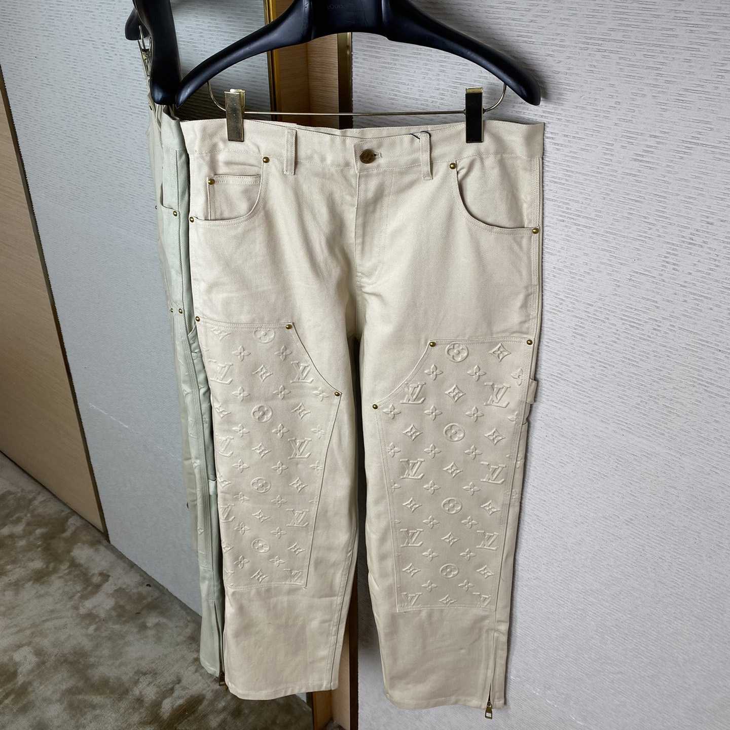 Louis Vuitton Monogram Pants - 