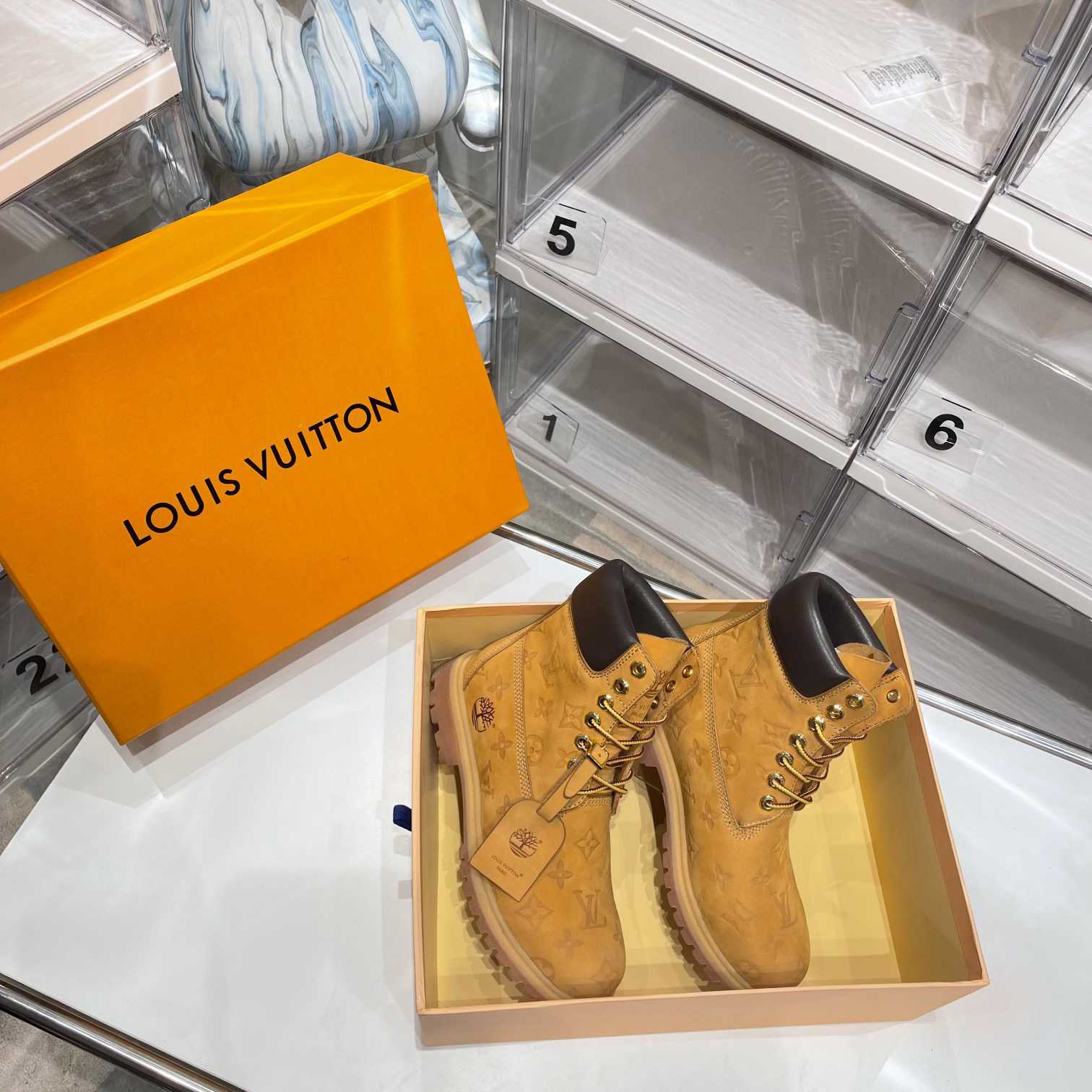 Louis Vuitton Timberland  Ankle Boot - 