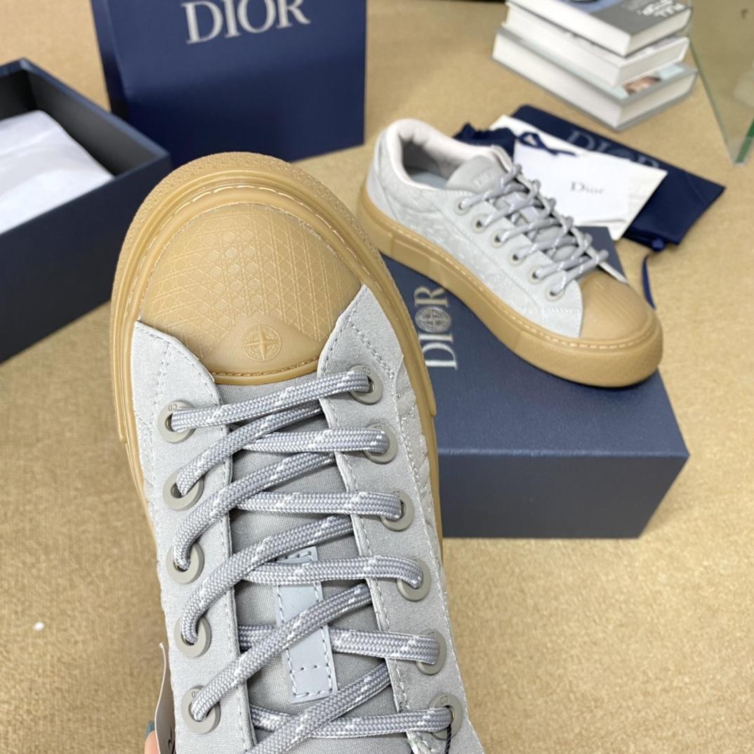 Dior And STONE ISLAND B33 Sneaker   - 