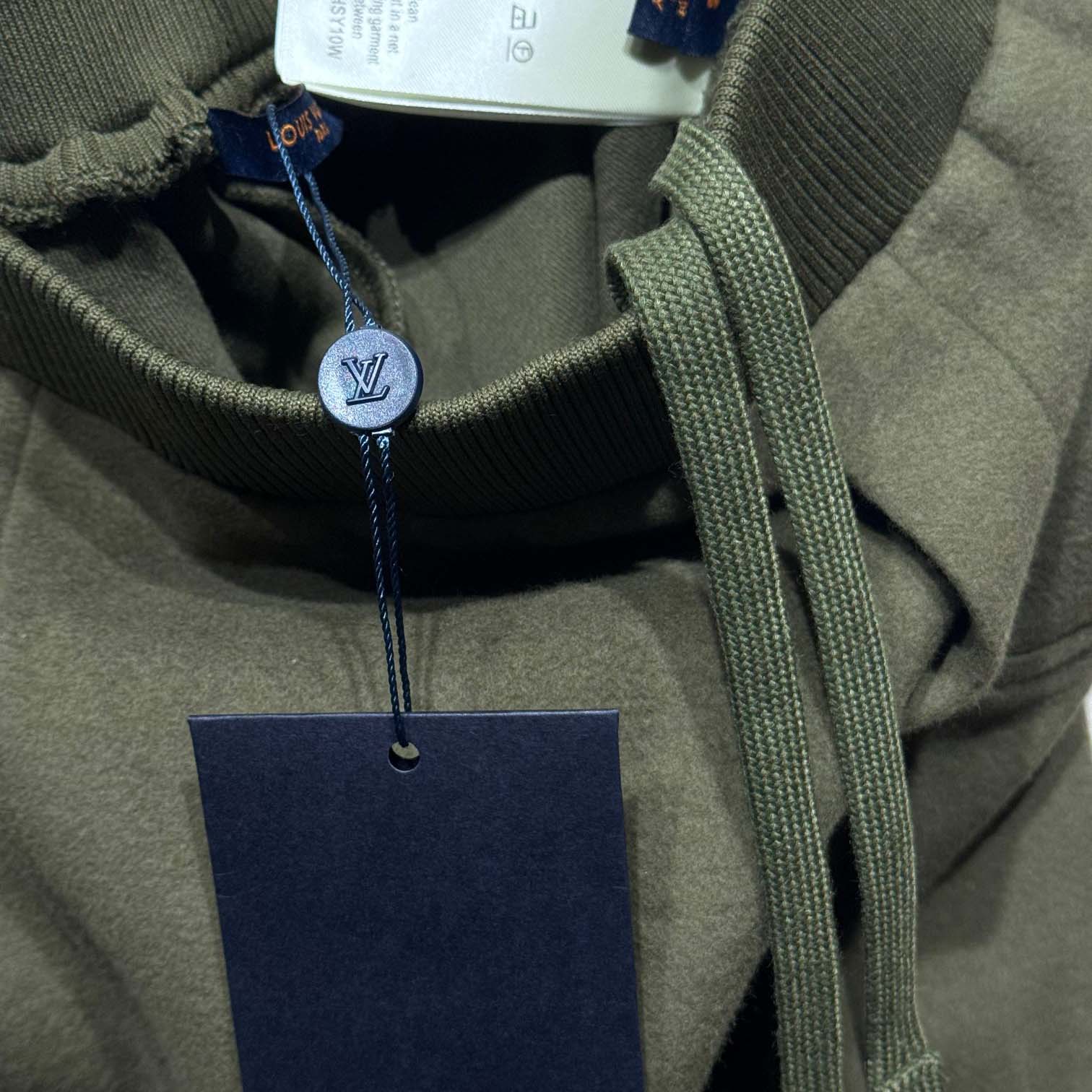 Louis Vuitton Quilted Textured Wool Pants   1AGJPS - 