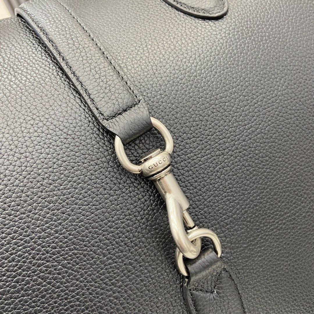 Gucci Large Tote Bag With Hook Closure - 
