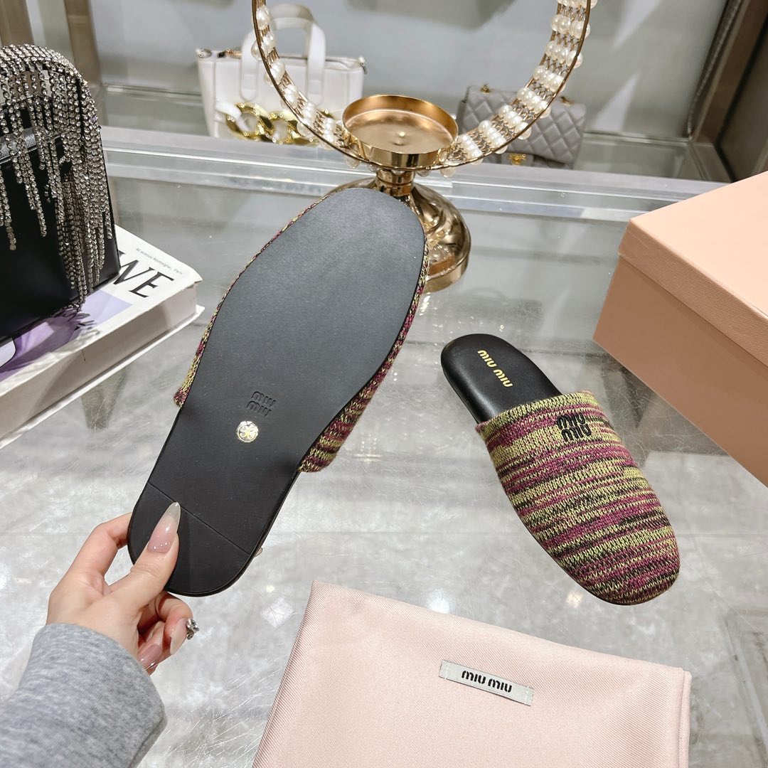 Miu Miu Wool slippers - 