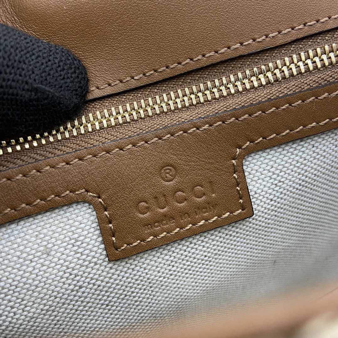 Gucci Blondie Small Top Handle Bag - 