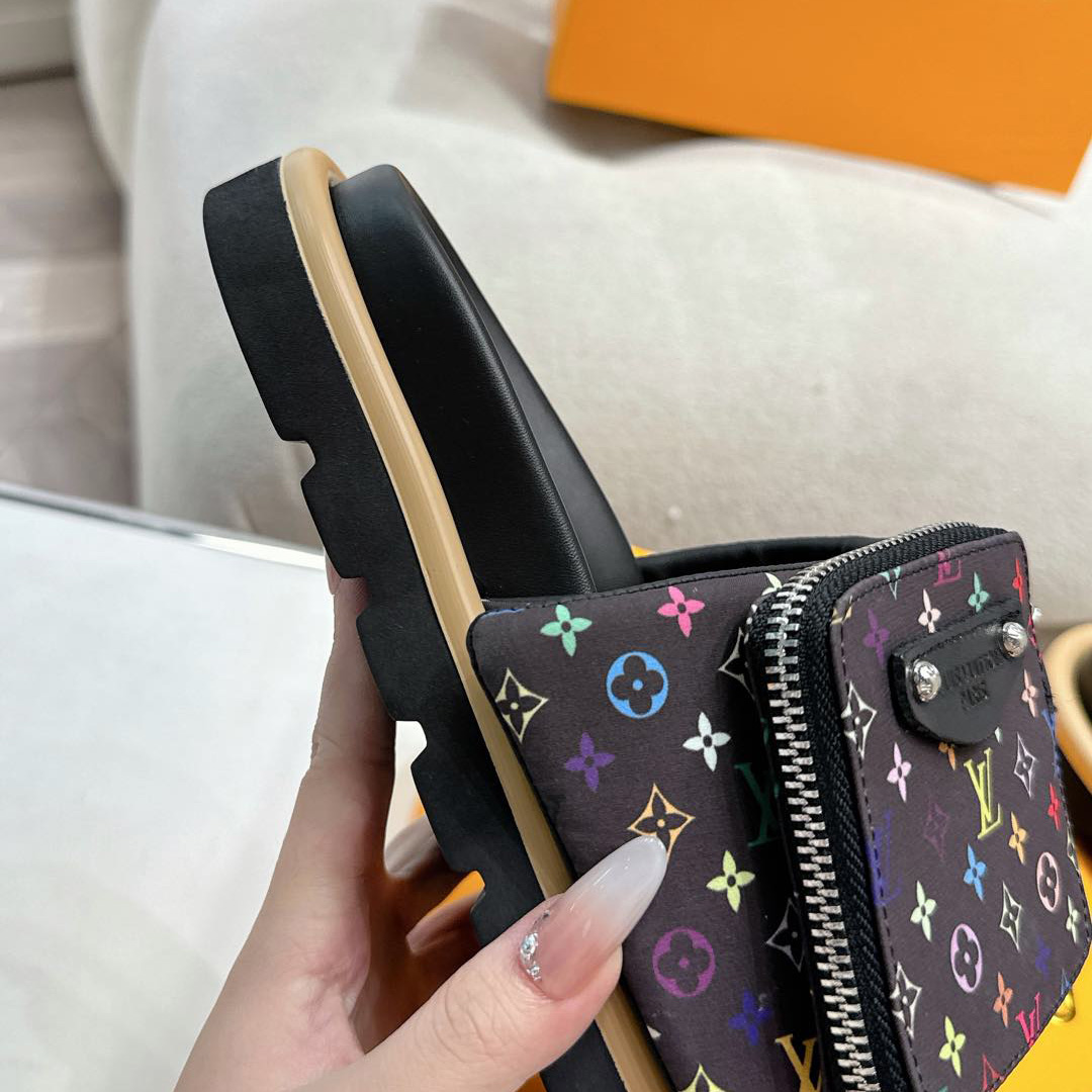 Louis Vuitton LV x TM Pool Pillow Flat Comfort Mule    - 