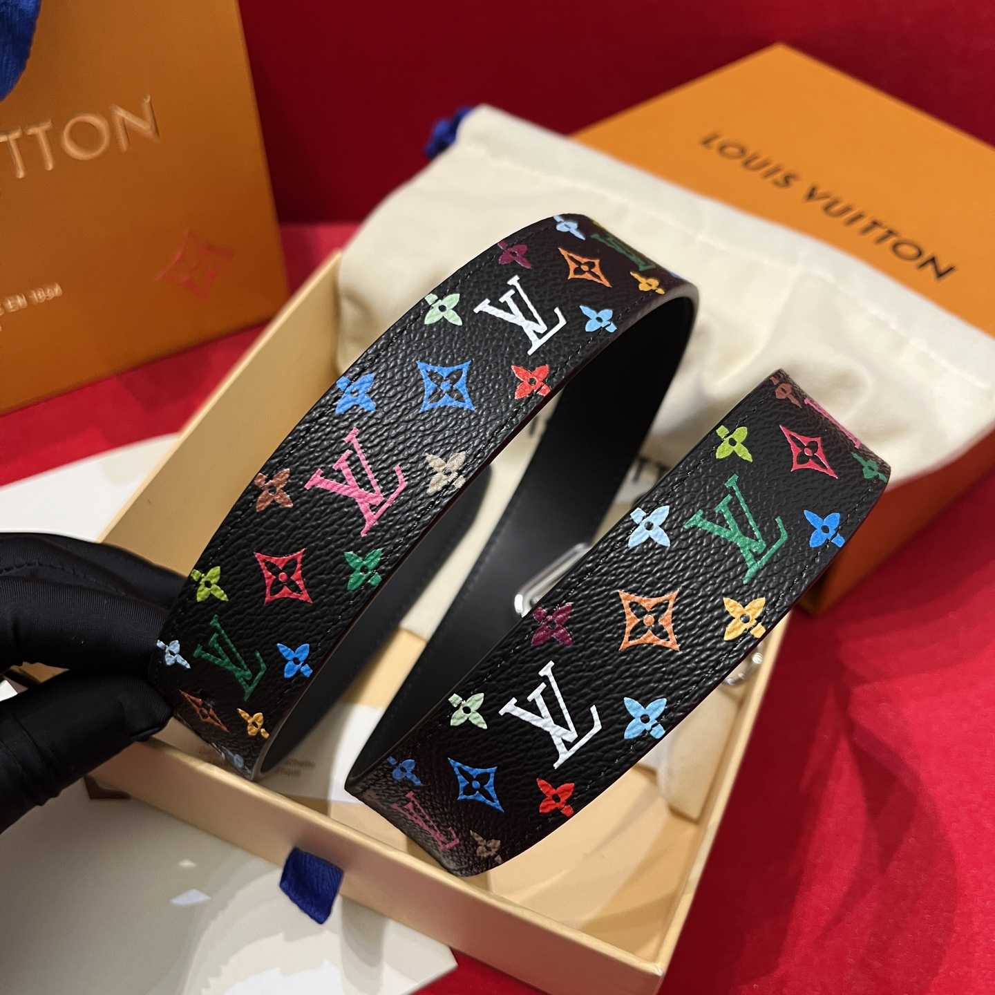 Louis Vuitton LV x TM LV D-Ring 30mm Belt   M8982W - 