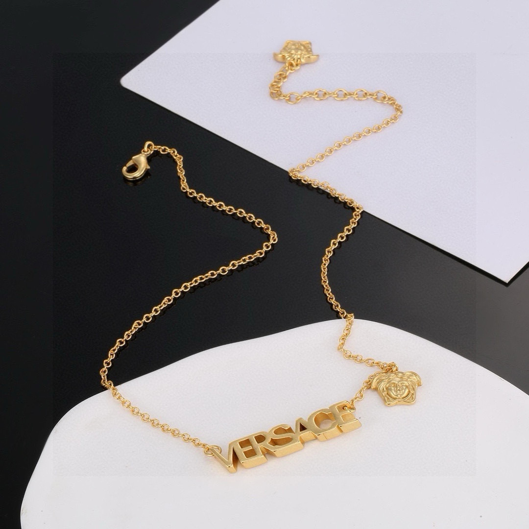 Versace Necklace - DesignerGu
