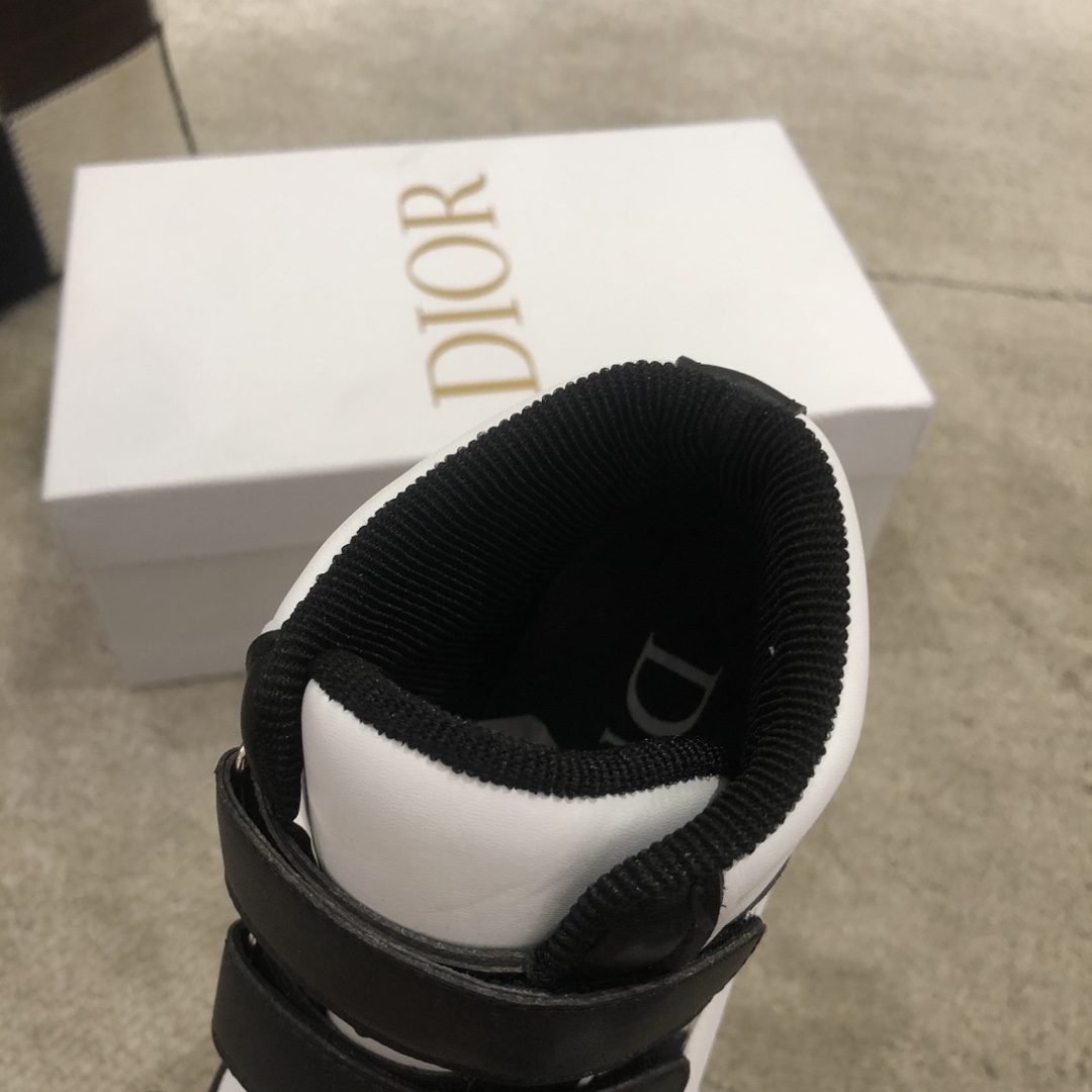 Dior Kids Sneakers - 
