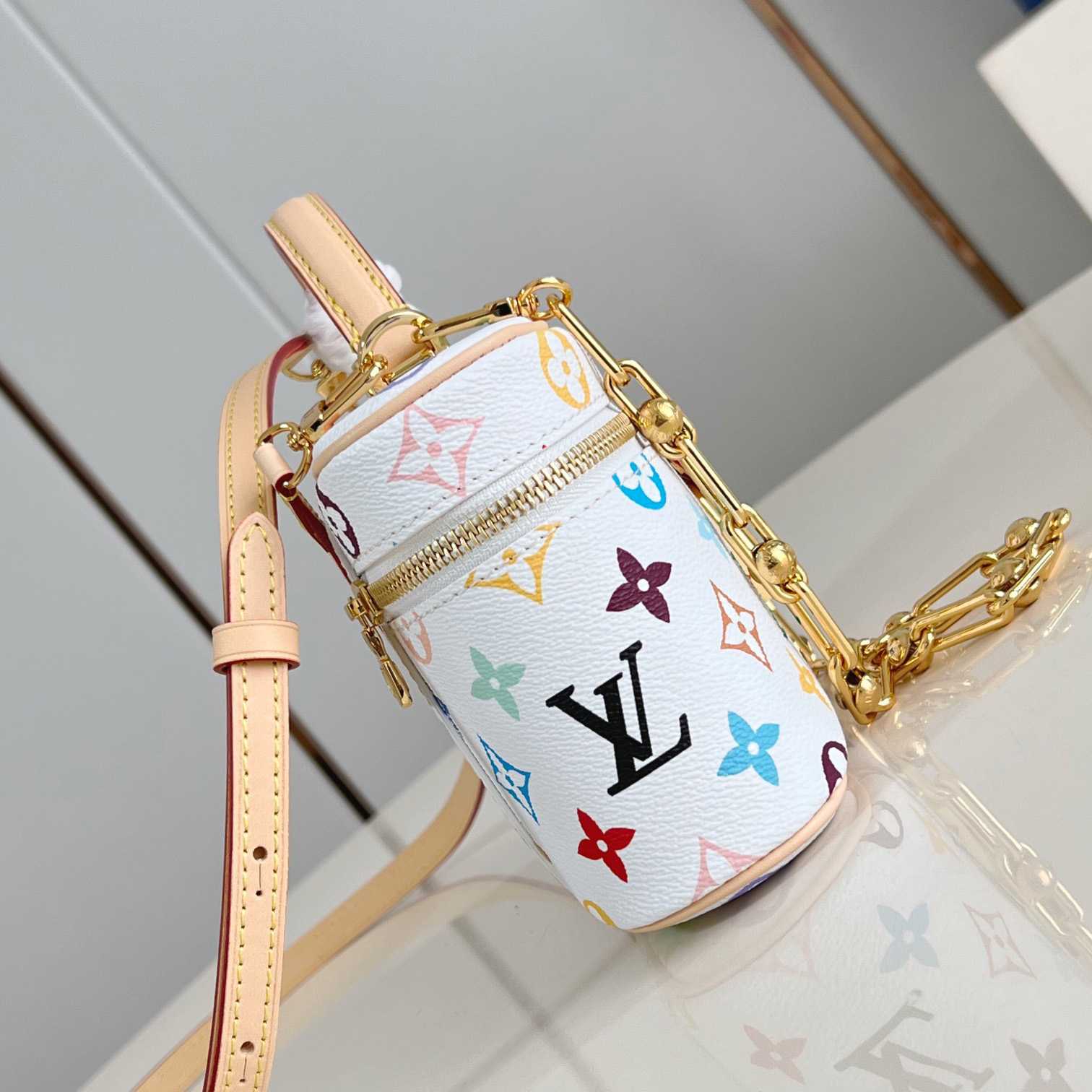 Louis Vuitton LV x TM Vanity Chain Pouch   M13662 - DesignerGu