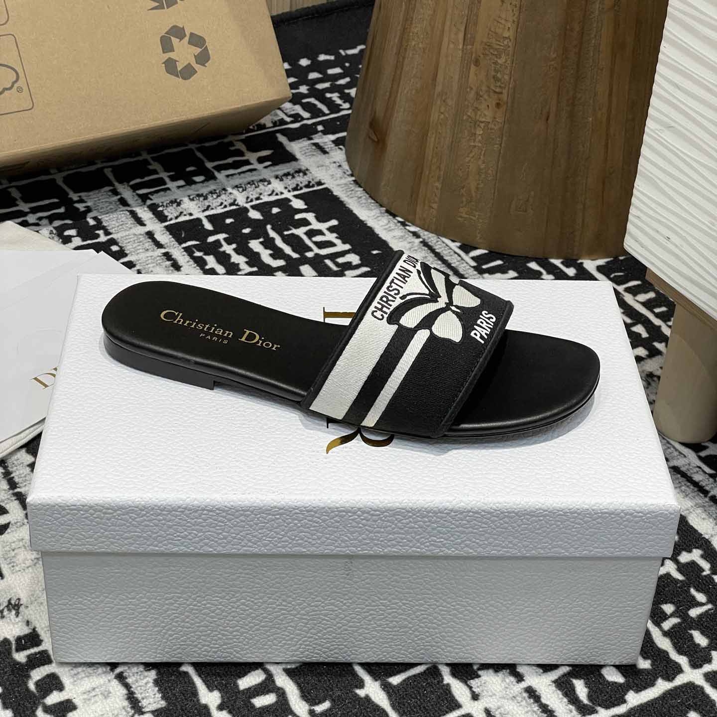 Dior Dway Slide  - DesignerGu