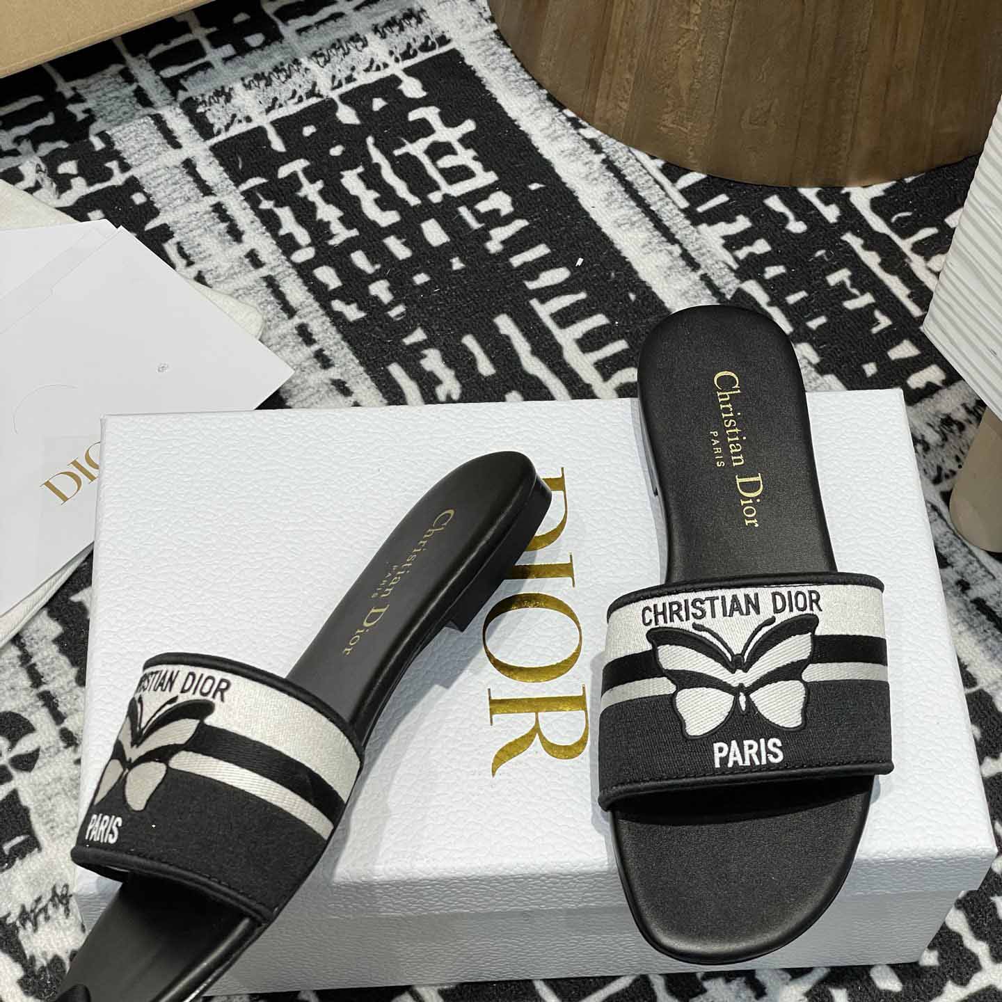 Dior Dway Slide  - DesignerGu