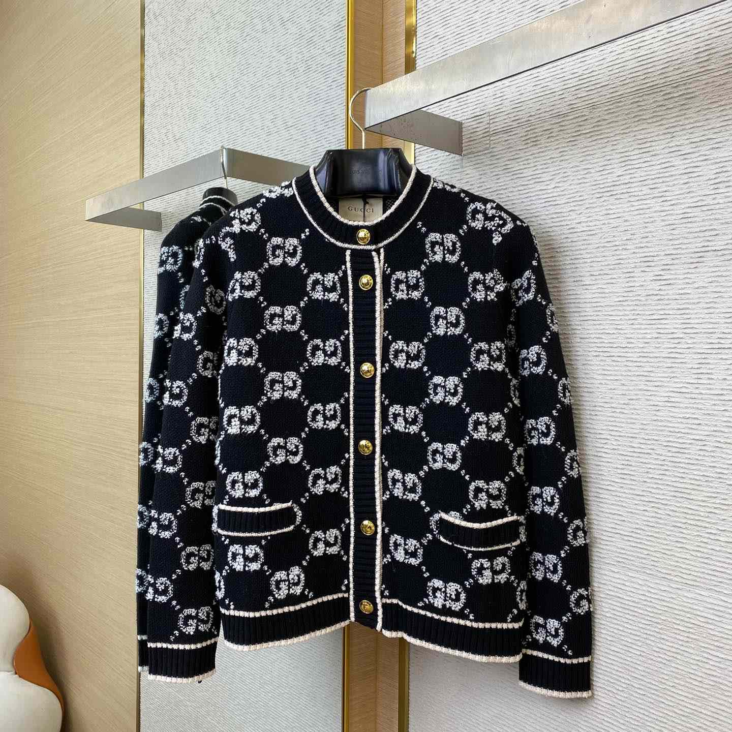 Gucci GG Wool Bouclé Jacquard Cardigan - DesignerGu