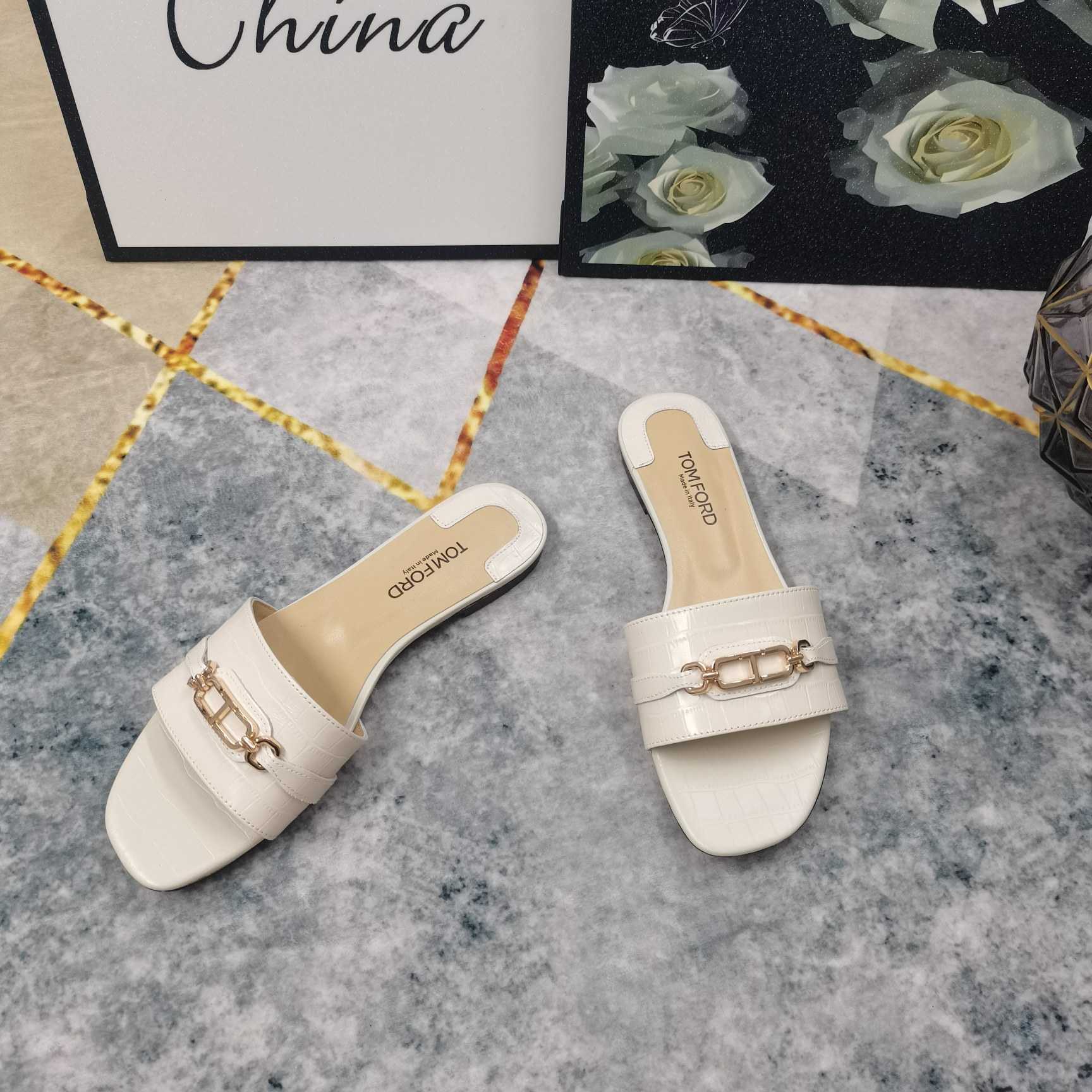 Tom Ford Whitney Slides - DesignerGu
