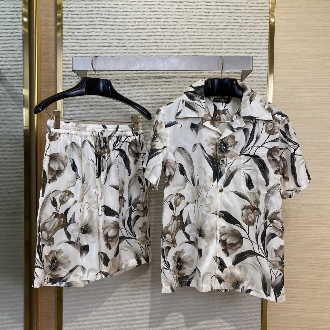 Dolce & Gabbana Tulip-print Silk Shirt And Shorts - DesignerGu