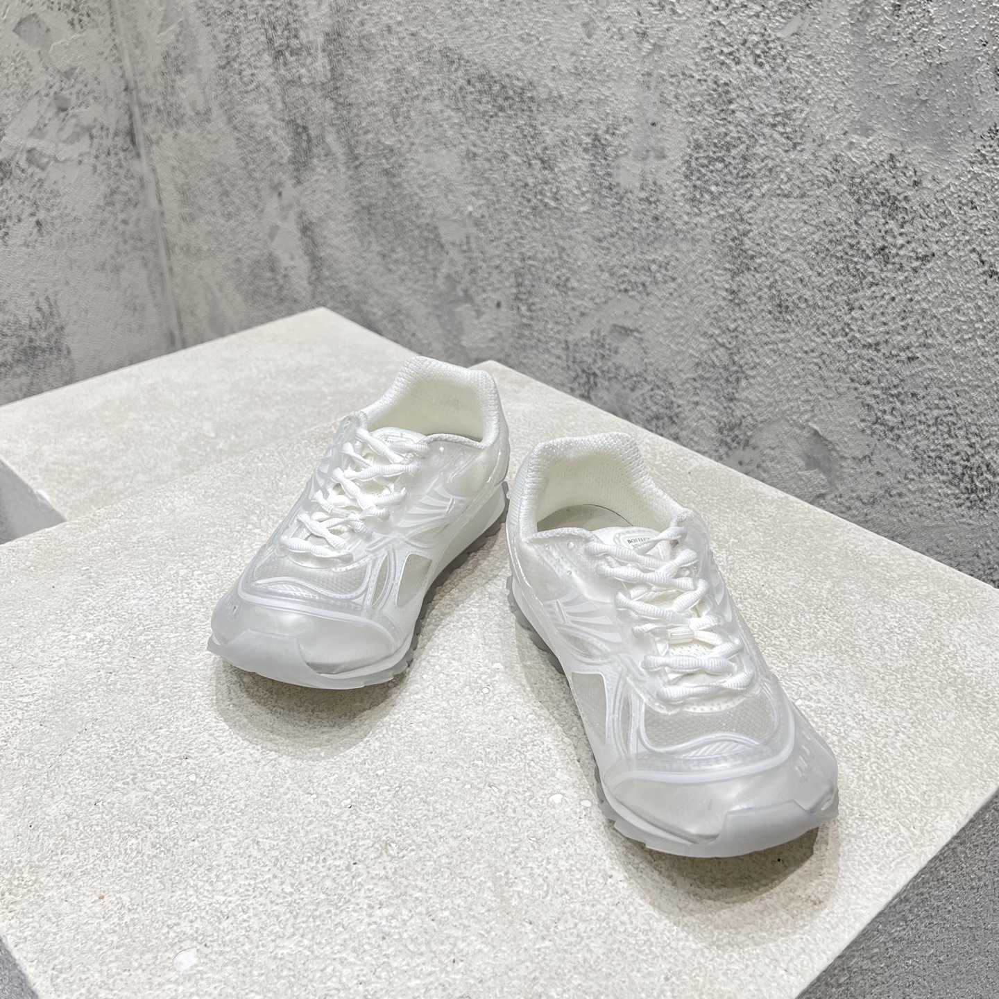 Bottega Veneta Orbit Sneaker - DesignerGu