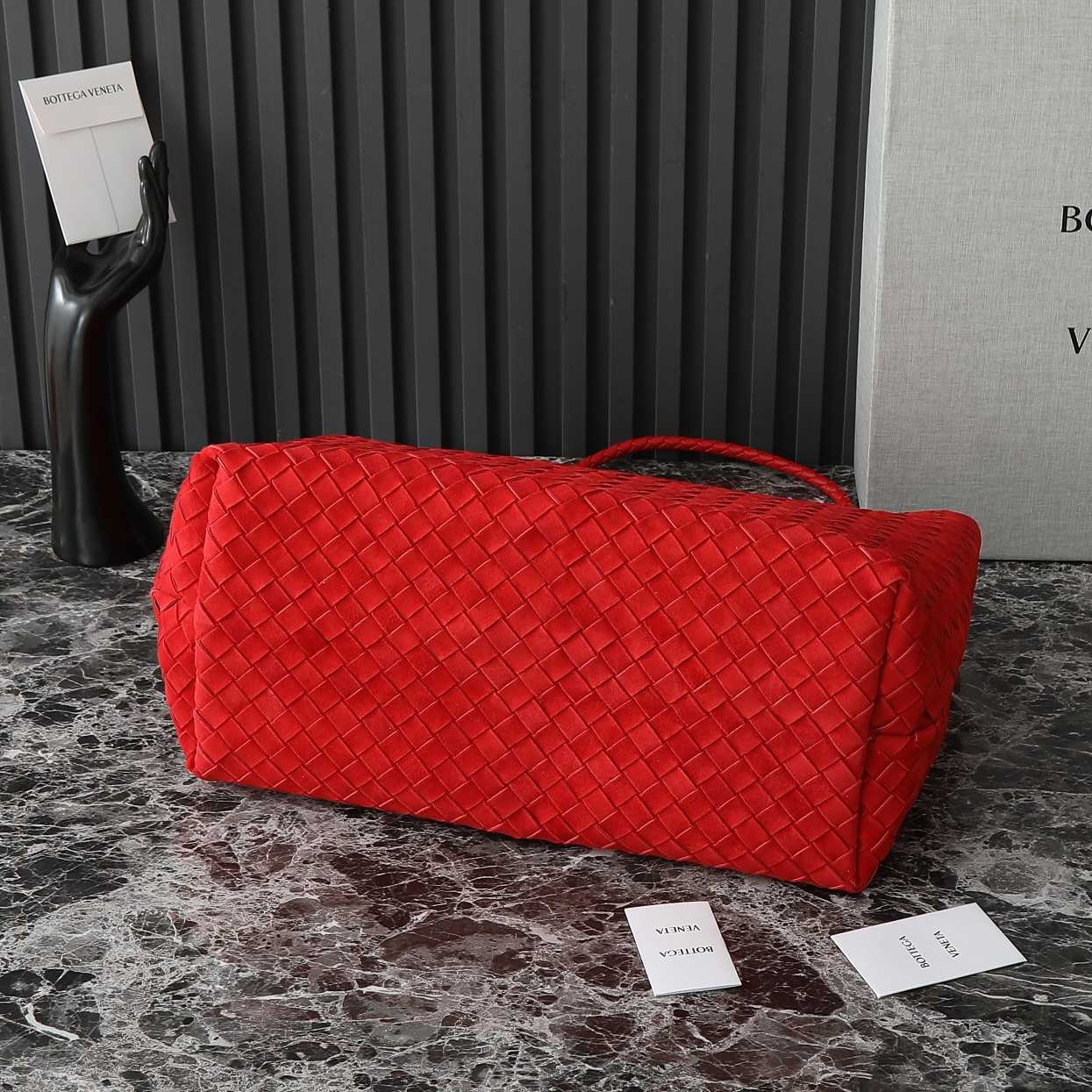 Bottega Veneta Large Andiamo Intrecciato Suede Tote    - DesignerGu