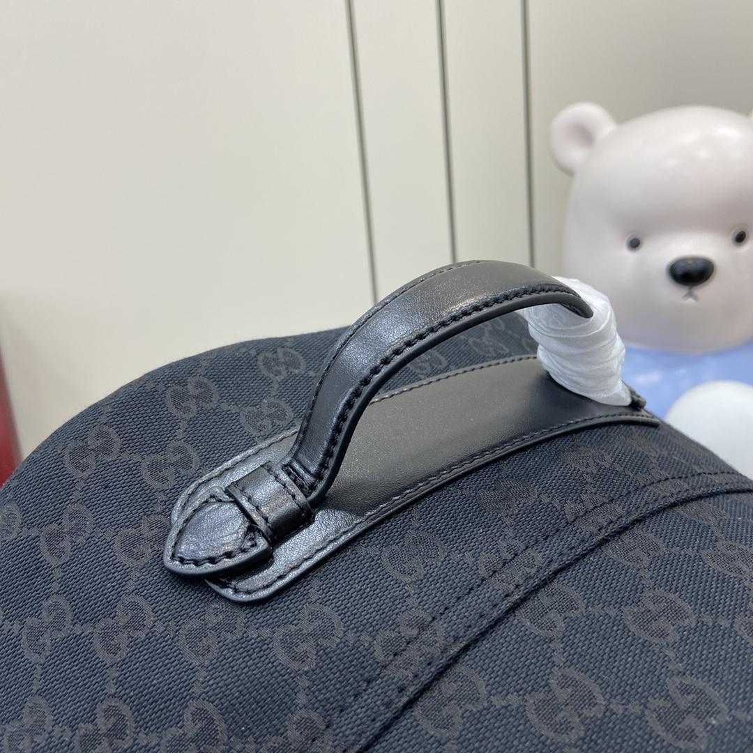 Gucci Medium GG Backpack With Web - DesignerGu