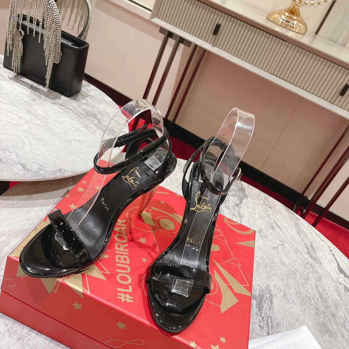 Christian Louboutin Patent Galva Lipqueen 100 Sandals - DesignerGu