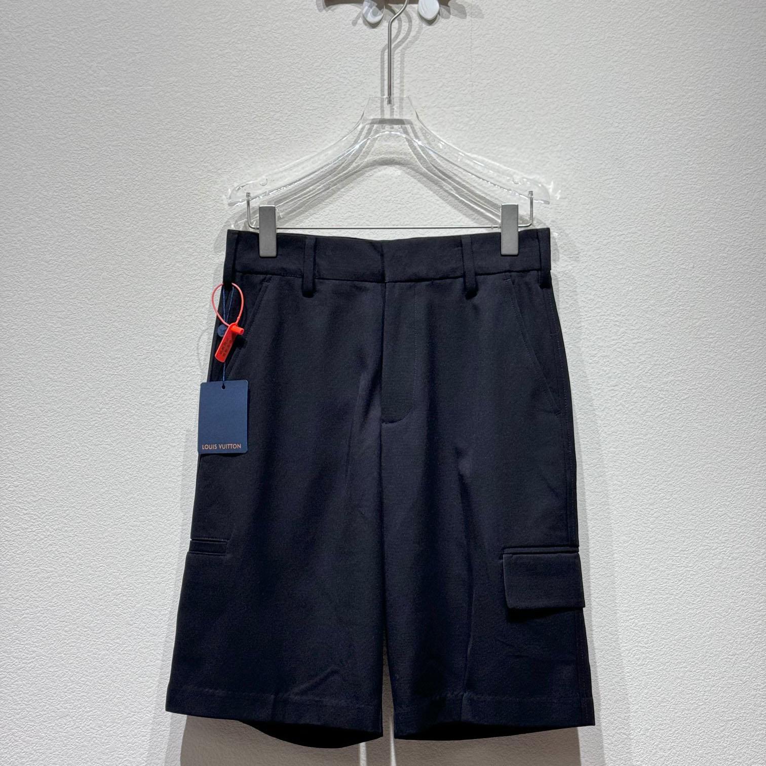 Louis Vuitton Cargo Shorts - DesignerGu