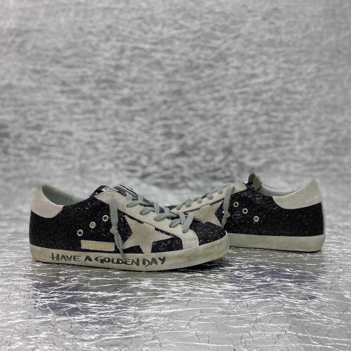 Golden Goose Sneakers - DesignerGu