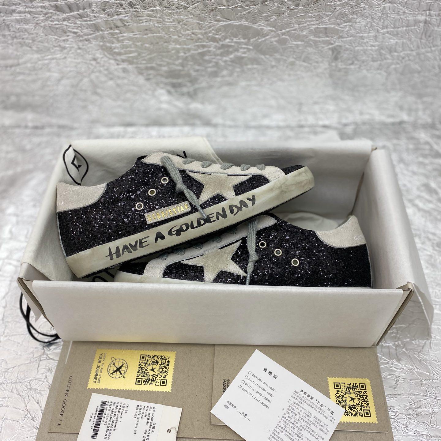 Golden Goose Sneakers - DesignerGu