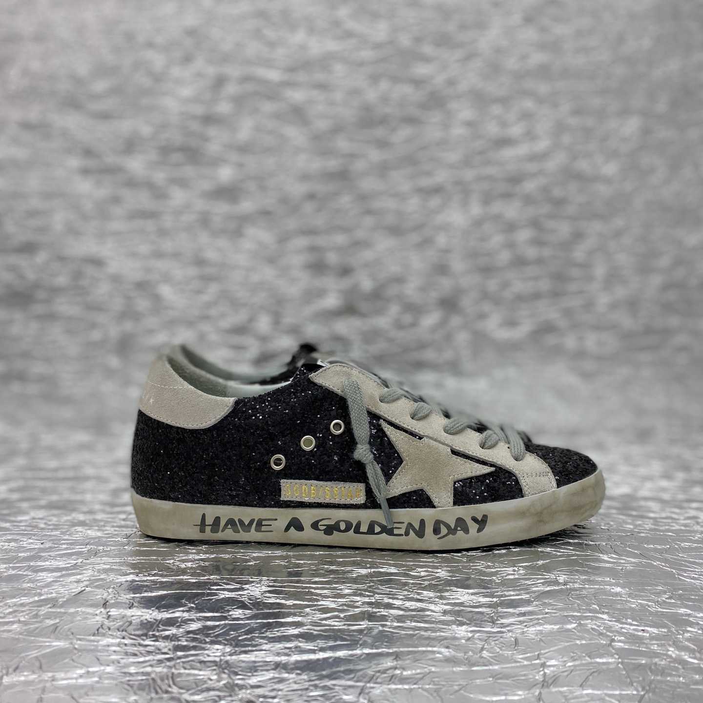 Golden Goose Sneakers - DesignerGu