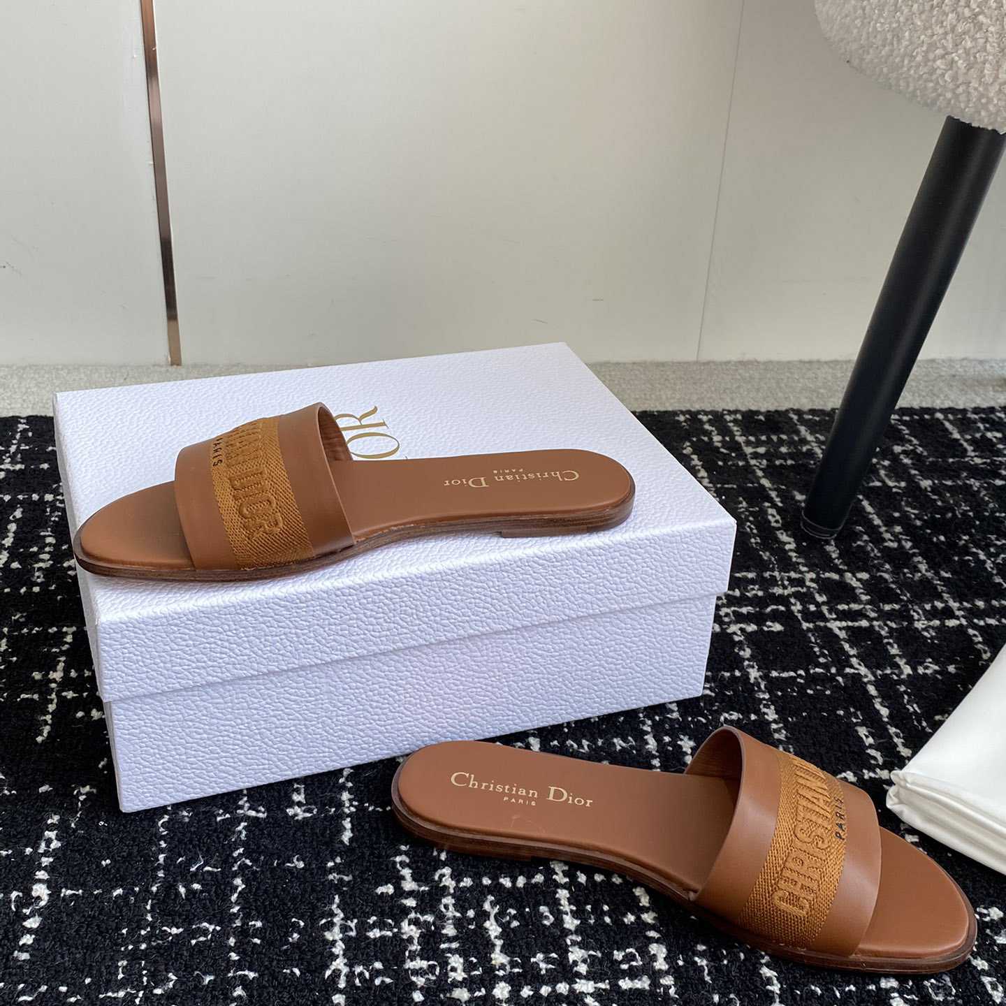 Dior Dway Slide  - DesignerGu