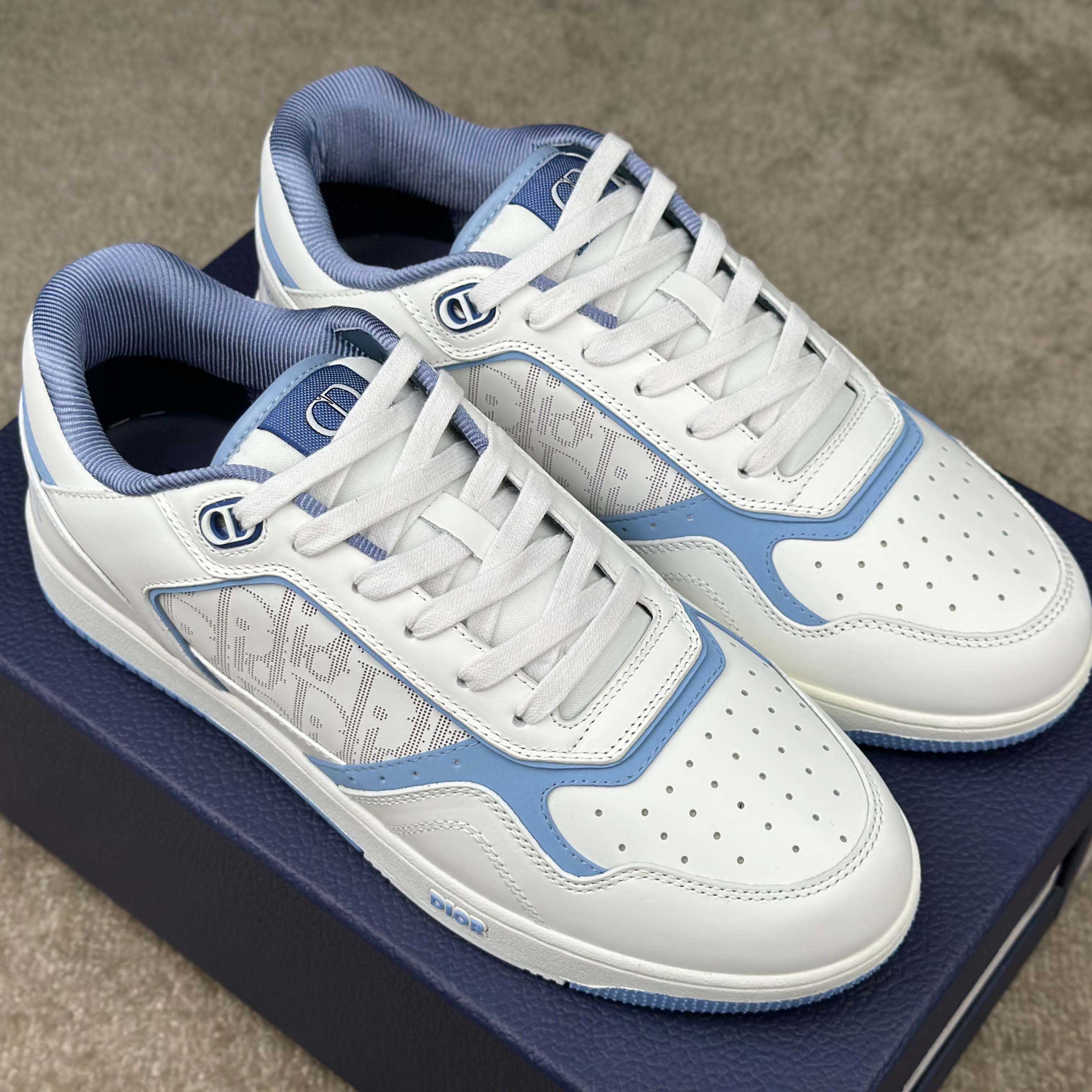 Dior B27 Low-Top Sneaker  - DesignerGu
