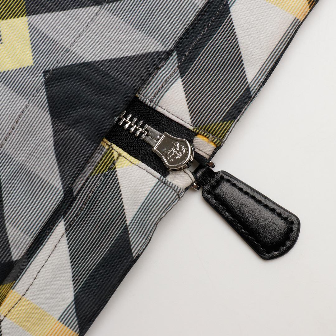 Burberry Check Nylon Jacket  - DesignerGu