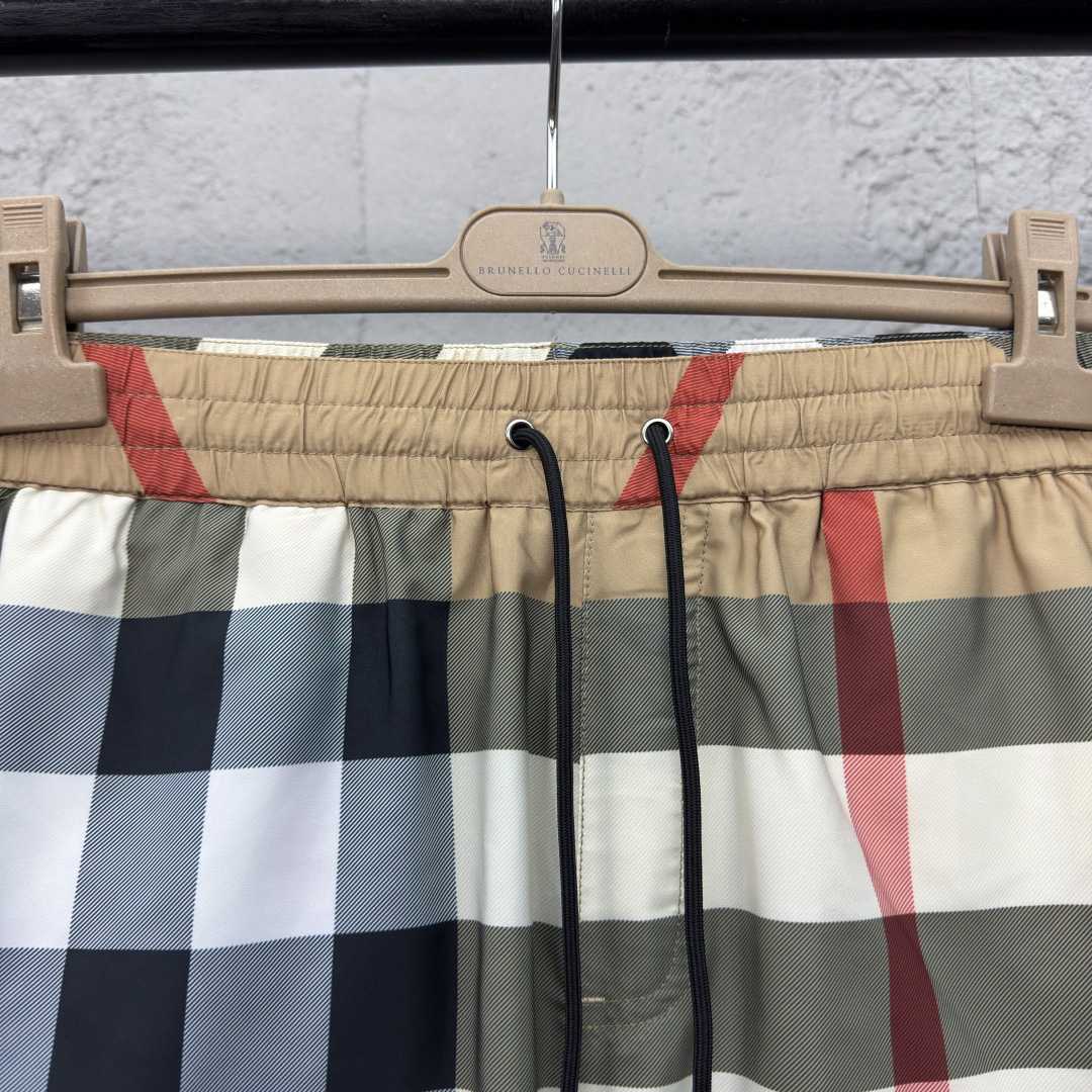 Burberry Shorts    - DesignerGu
