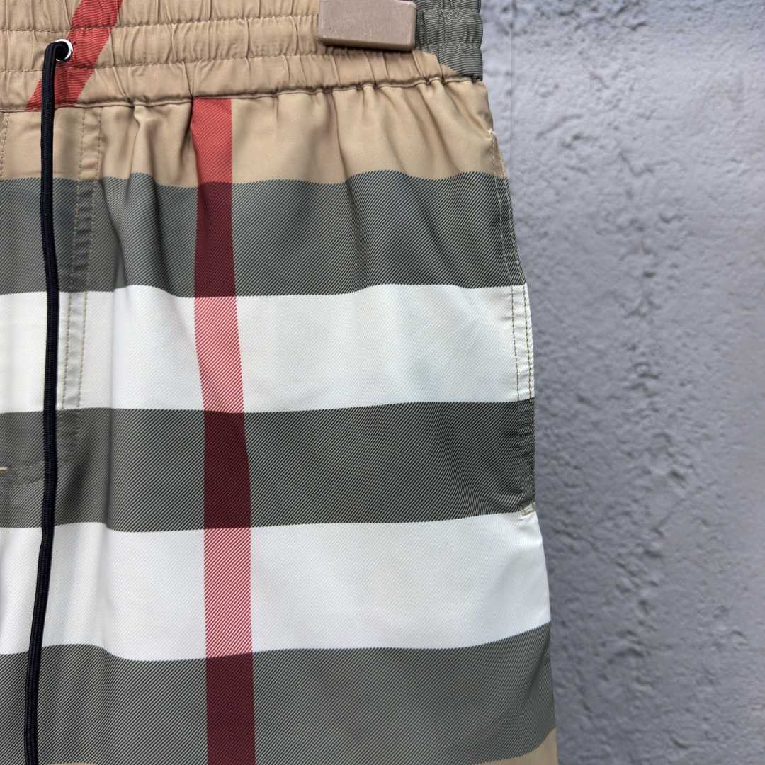 Burberry Shorts    - DesignerGu