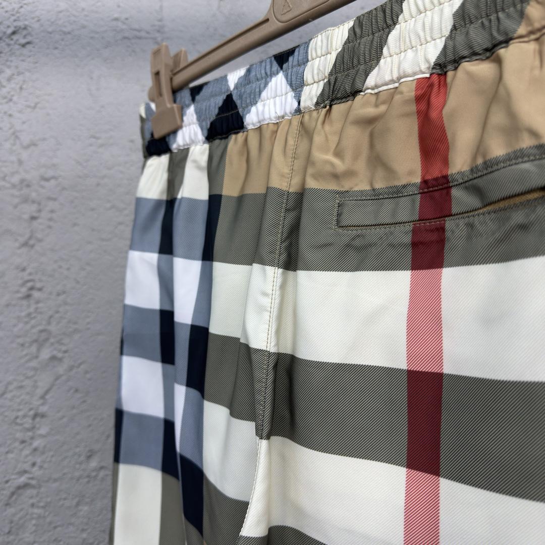 Burberry Shorts    - DesignerGu